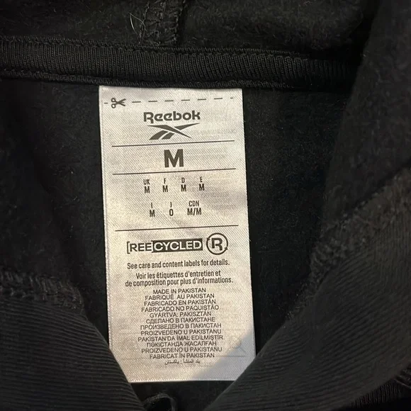Reebok Black Hoodie Size Medium - Picture 8 of 8